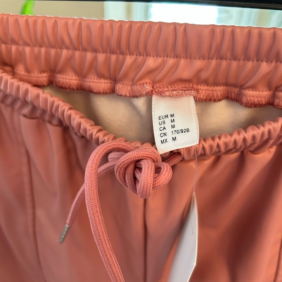 New with Tags Medium Women's Drawstring High Waisted Jogger Pu Leather Pants - Picture 2 of 6